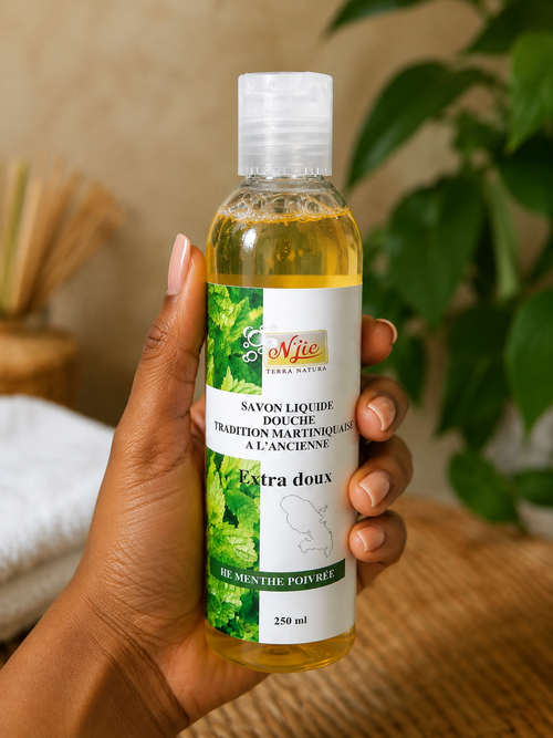 Savon liquide à l'huile essentielle de menthe poivrée